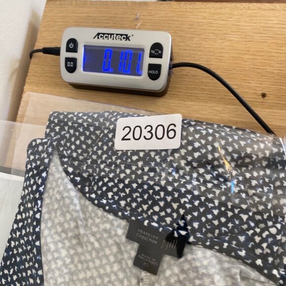 J Jill Top Womens Extra Small Navy Wearever Stretch Knit Long Sleeves Pullover - Picture 10 of 11